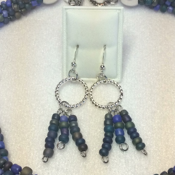 FINAL SALE PRICE Bluish and Dark Purple 3 Pc. Beaded Jewelry Set - Picture 5 of 6